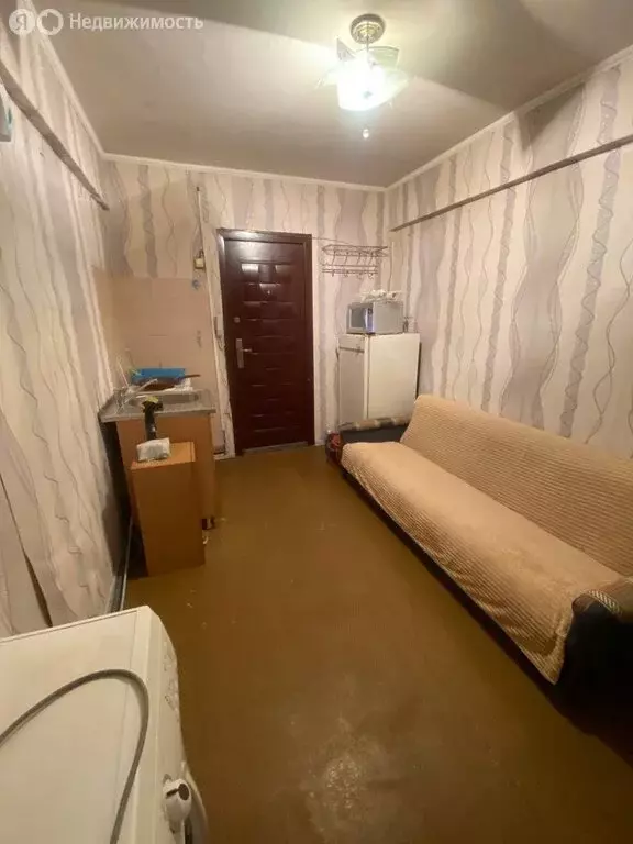 1к в 4-комнатной квартире (8 м) - Фото 0