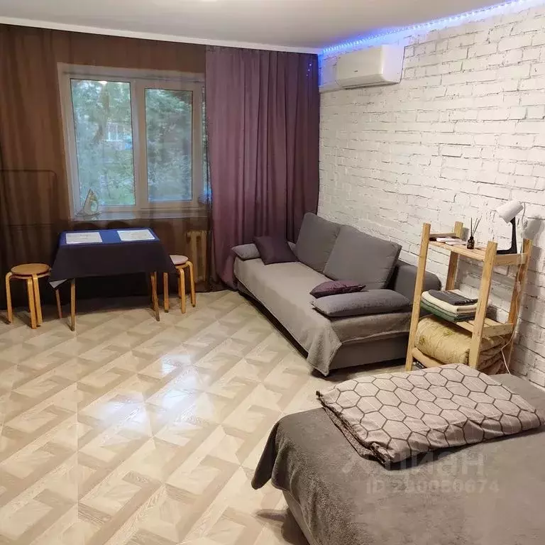 Студия Приморский край, Владивосток ул. Нахимова, 3 (32.0 м) - Фото 0