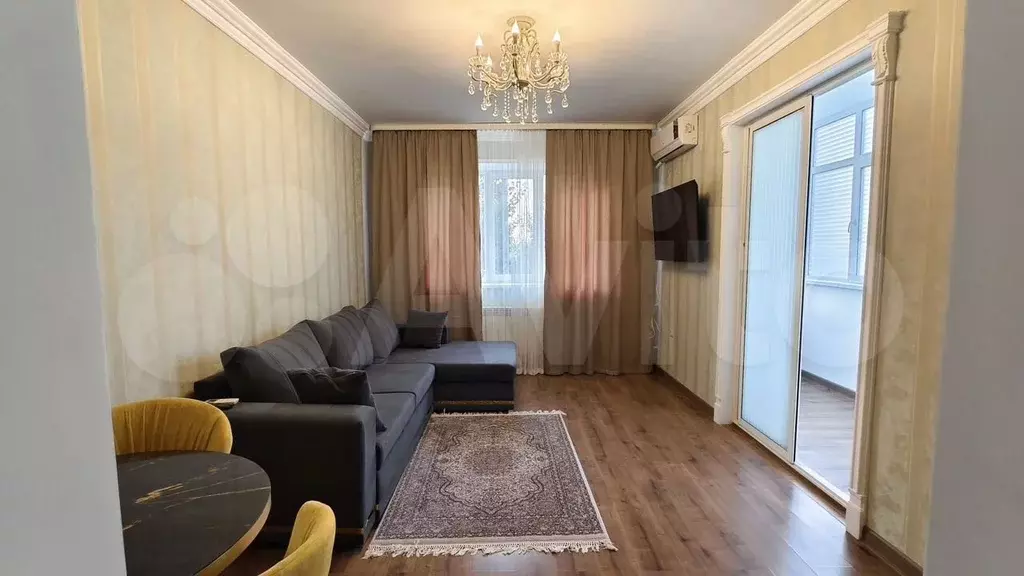 1-к. квартира, 43 м, 4/9 эт. - Фото 0