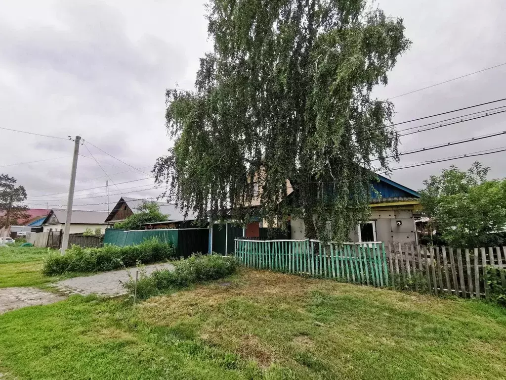 Дом в Омская область, Омск Береговой мкр, ул. 2-я Осенняя, 38 (200 м) - Фото 1