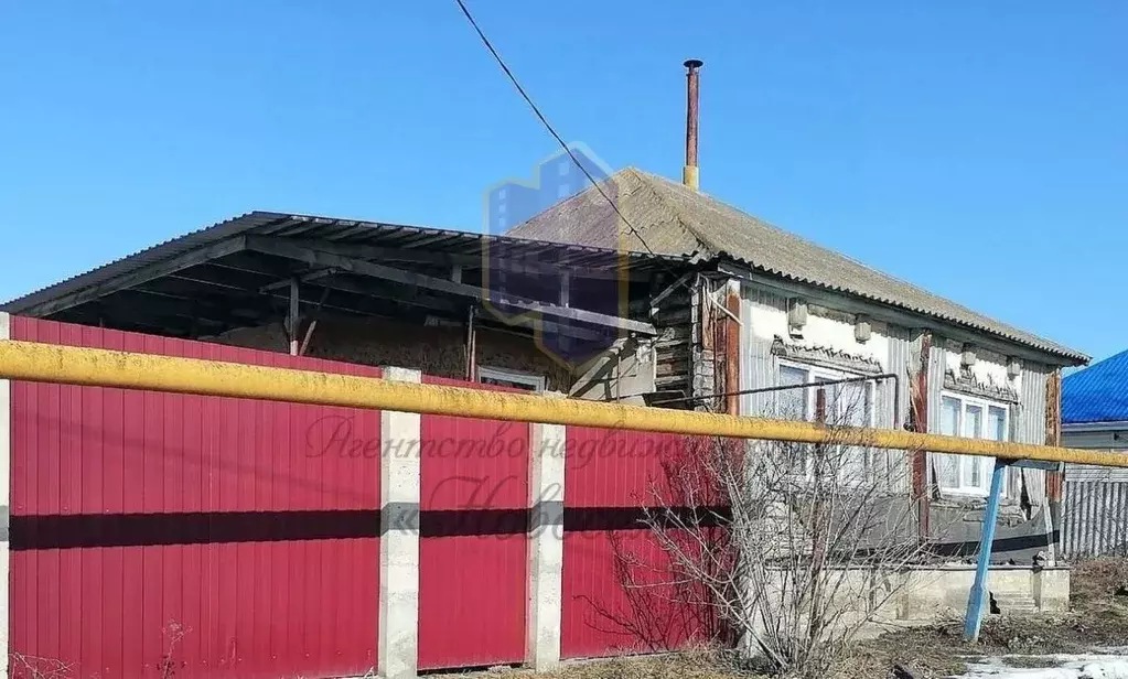 Дом в Белгородская область, Старооскольский городской округ, с. ... - Фото 1