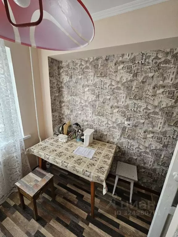 2-к кв. Омская область, Омск ул. Рождественского, 11 (42.0 м) - Фото 2