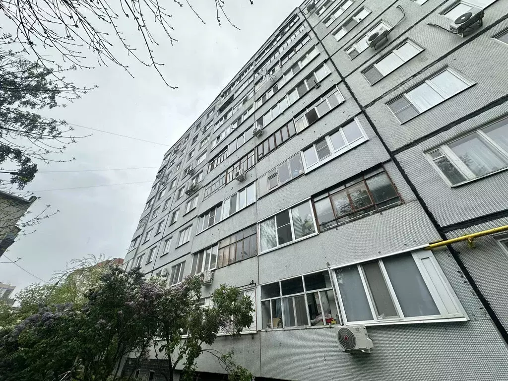 3-комнатная квартира: Казань, улица Декабристов, 87 (63.4 м) - Фото 0