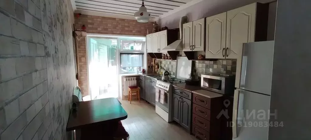 Комната Северная Осетия, Владикавказ ул. Калоева, 238 - Фото 1