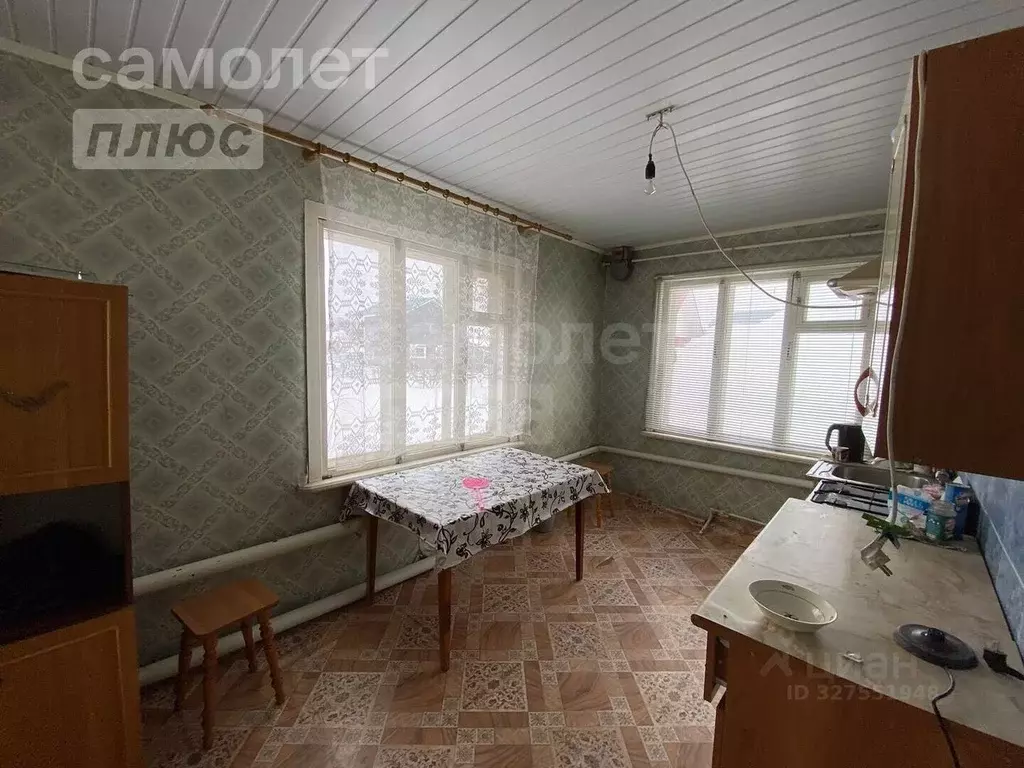 Дом в Оренбургская область, пос. Саракташ ул. Маяковского, 64 (141 м) - Фото 1