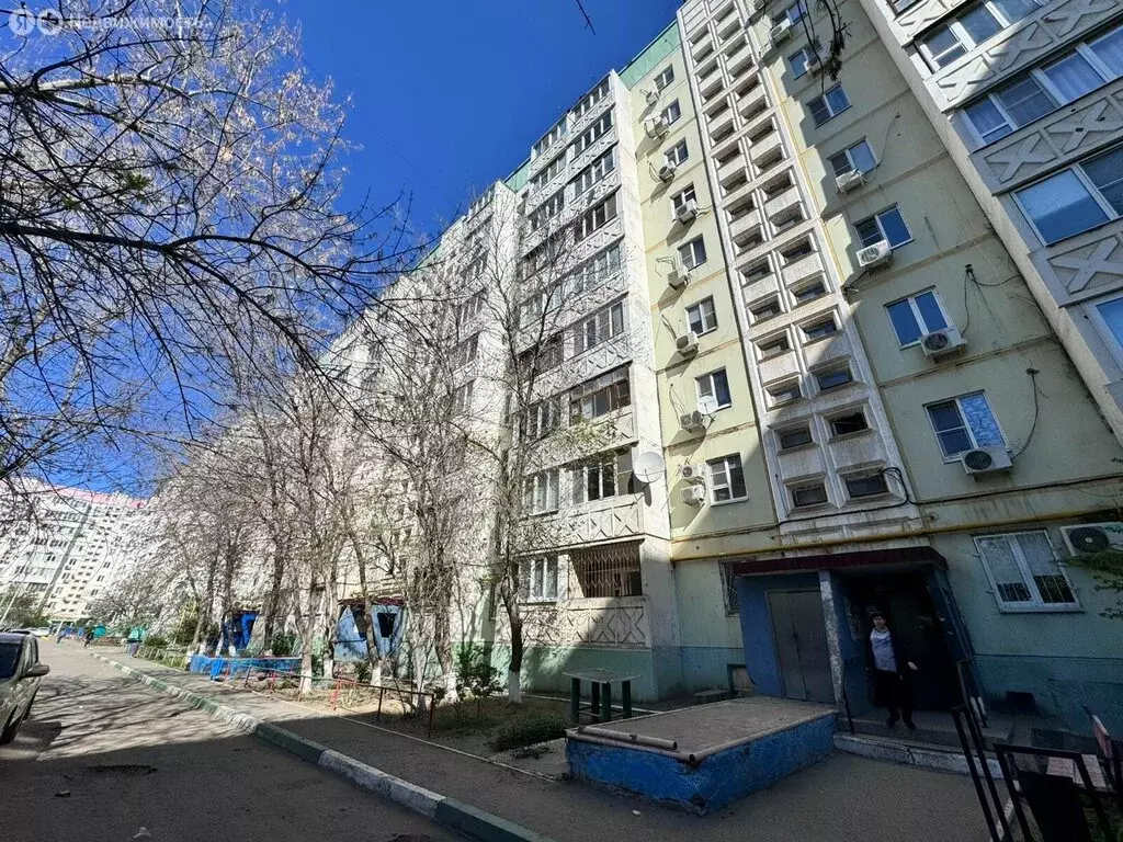 3-комнатная квартира: Астрахань, микрорайон имени Бабаевского, ... - Фото 0