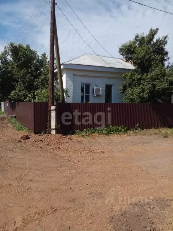 3-к кв. Оренбургская область, пос. Новосергиевка ул. Карла Маркса, 24 ... - Фото 1