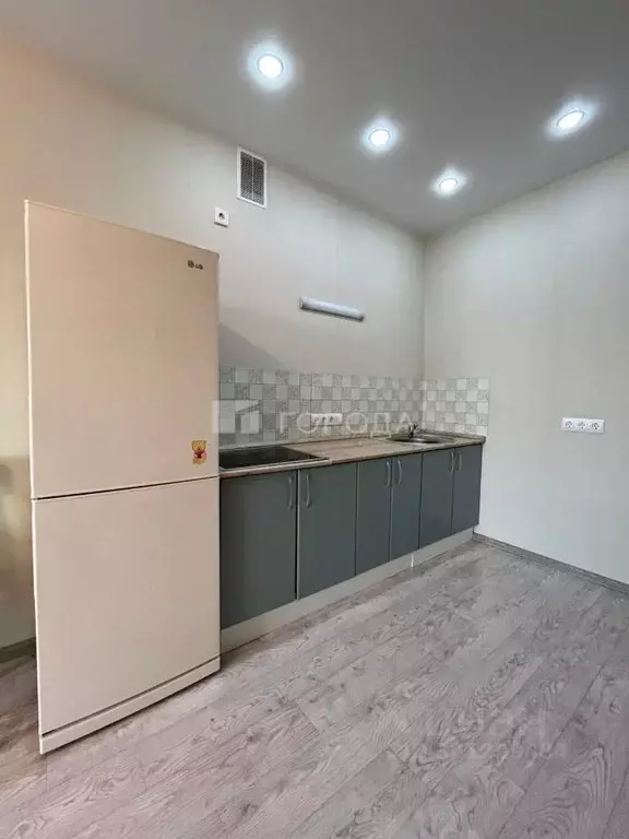 2-к кв. Алтайский край, Барнаул ул. Аванесова, 44 (42.0 м) - Фото 1