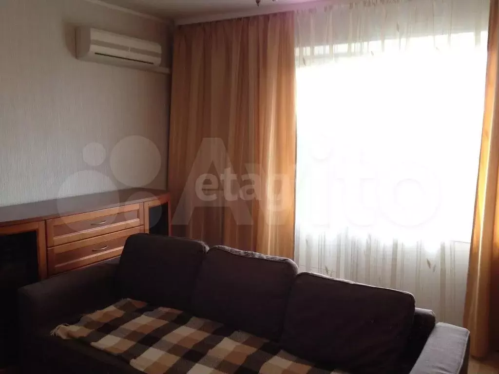 2-к. квартира, 55 м, 9/10 эт. - Фото 0