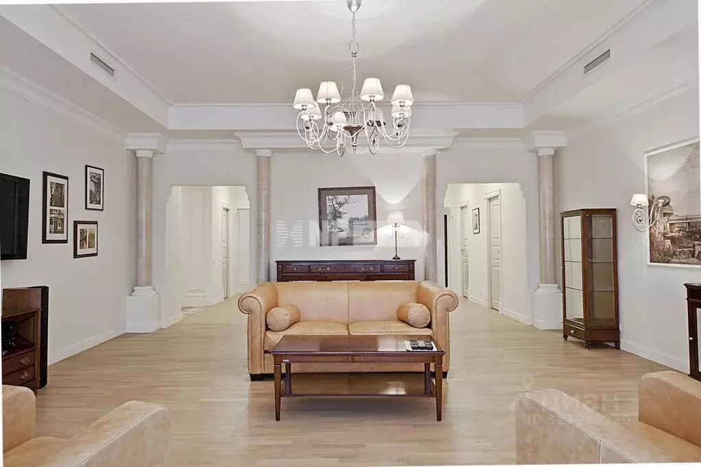 5-к кв. Москва 1-й Неопалимовский пер., 8 (247.0 м) - Фото 1