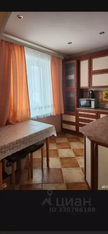 3-к кв. Брянская область, Брянск Почтовая ул., 140 (72.0 м) - Фото 2