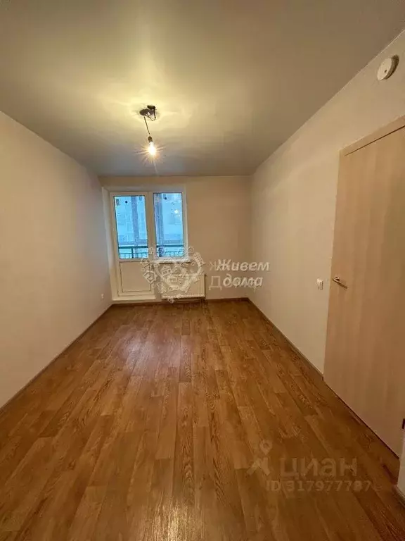1-к кв. Волгоградская область, Волгоград ул. Лячина, 3 (26.8 м) - Фото 0