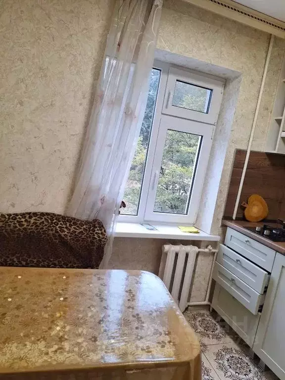 3-к кв. Ставропольский край, Кисловодск ул. Клары Цеткин, 26 (54.0 м) - Фото 1