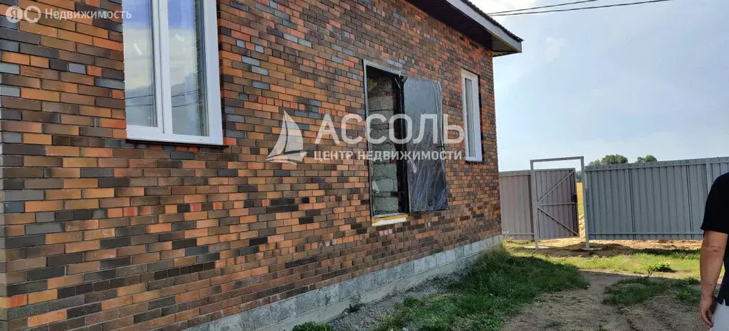 Дом в Енисейский район (80 м) - Фото 0