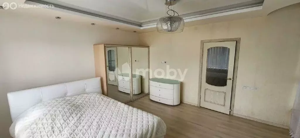 2-комнатная квартира: Калининград, Юбилейная улица, 6 (80 м) - Фото 1