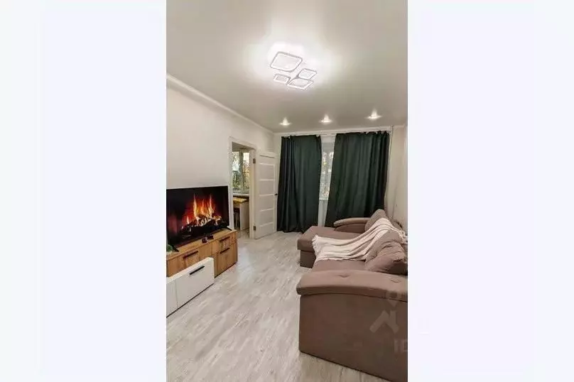 2-к кв. Курская область, Курск Краснознаменная ул., 20А (64.0 м) - Фото 1