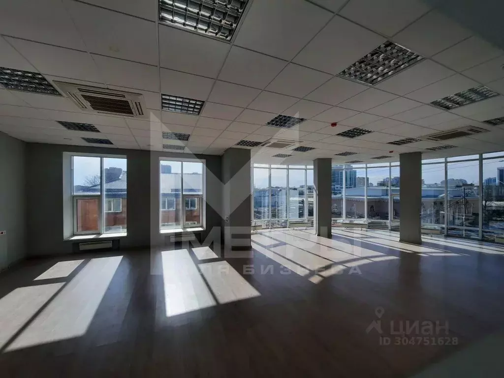 Офис в Краснодарский край, Краснодар Центральный мкр, ул. Гоголя, 68 ... - Фото 1