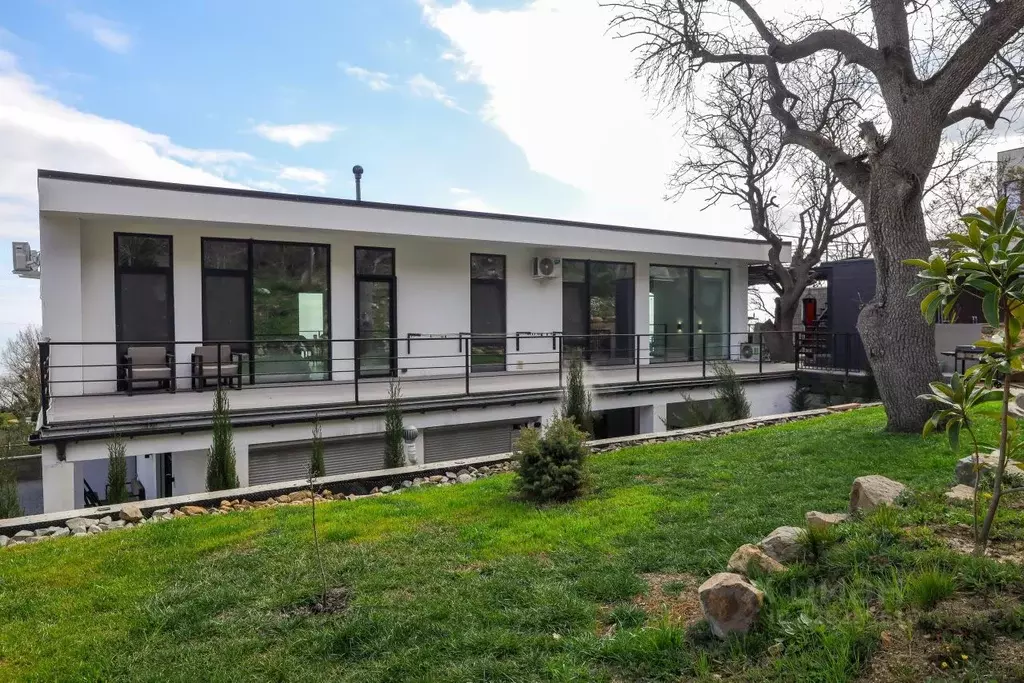 Дом в Крым, Алушта муниципальный округ, с. Лазурное ул. Карьерная, 21 ... - Фото 2