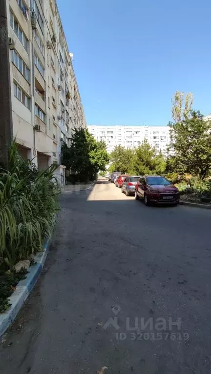2-к кв. Севастополь просп. Октябрьской Революции, 52А (53.7 м) - Фото 1