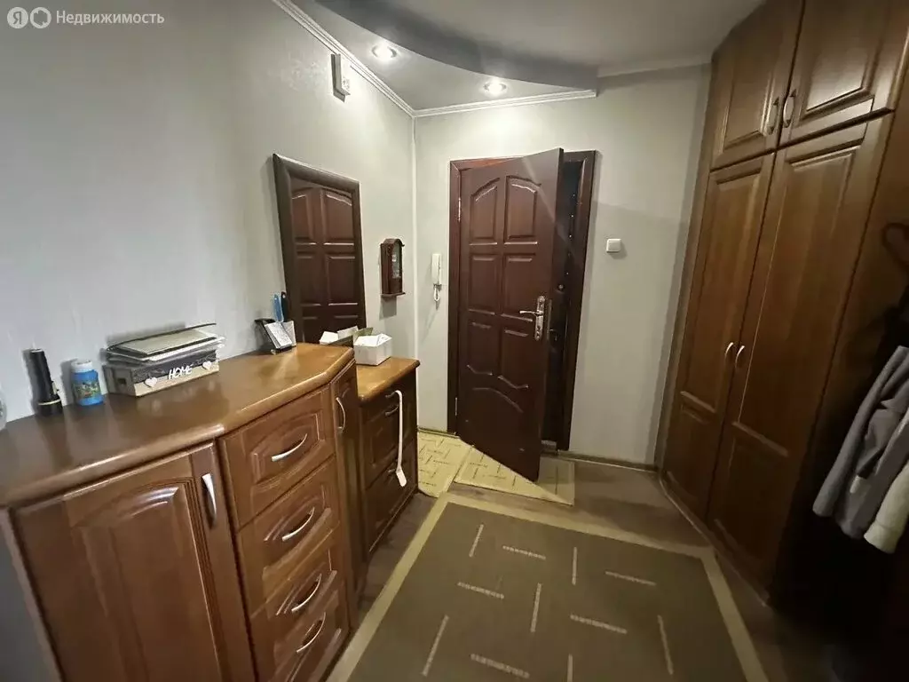 3-комнатная квартира: Великие Луки, улица Энгельса, 19 (70.4 м) - Фото 2