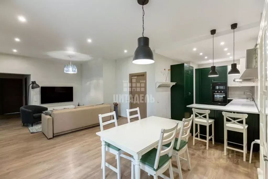 3-к кв. Воронежская область, Воронеж ул. Карла Маркса, 67/2 (116.5 м) - Фото 1