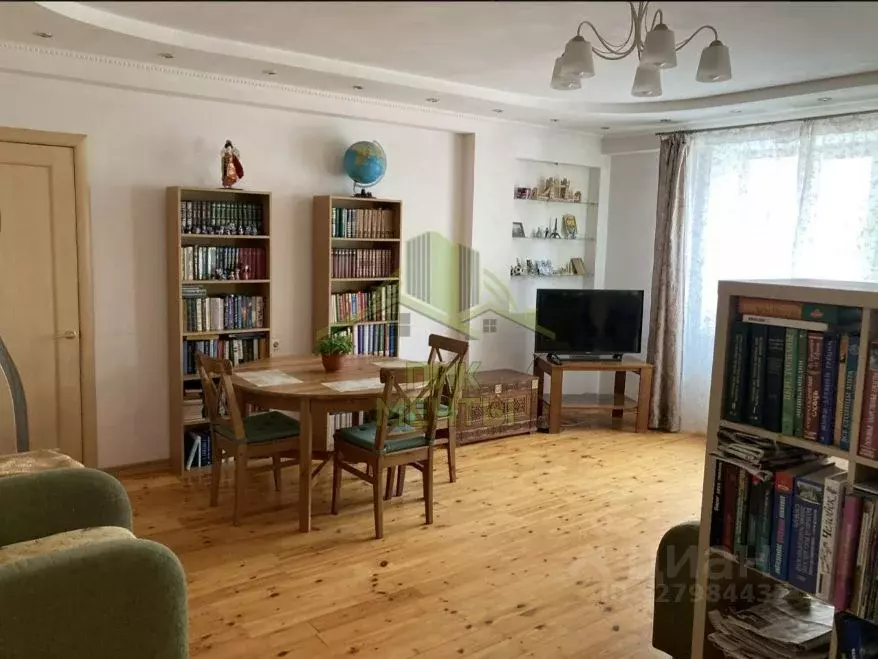 2-к кв. Бурятия, Улан-Удэ Геологическая ул., 28А (70.9 м) - Фото 1