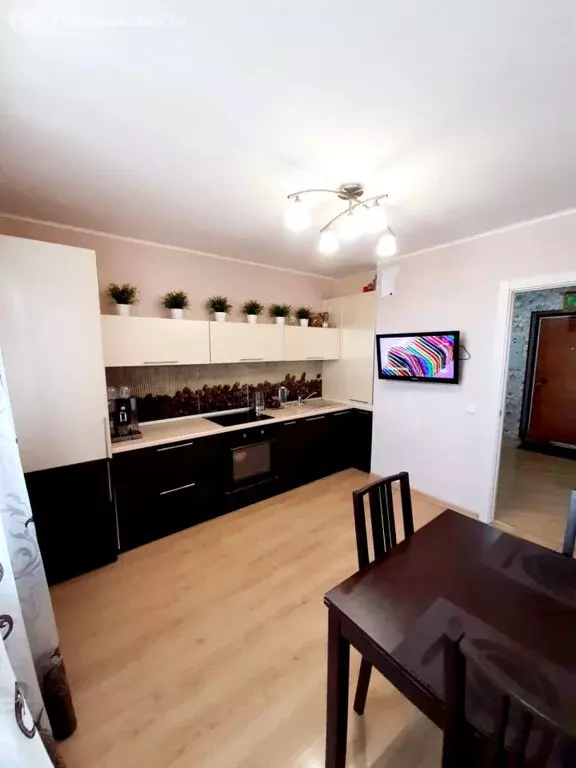 2-комнатная квартира: Уфа, улица Лётчиков, 3/2 (62 м) - Фото 2