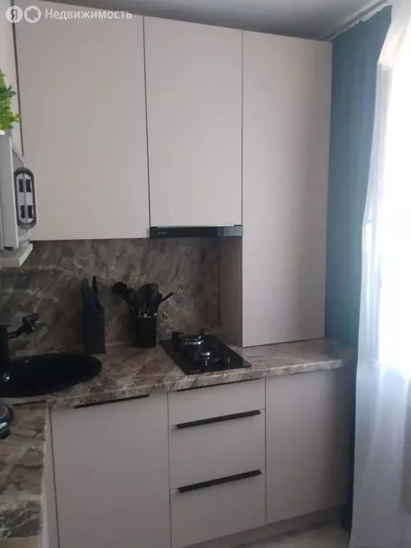 2-комнатная квартира: Энгельс, 2-й микрорайон, 14 (45.6 м) - Фото 2