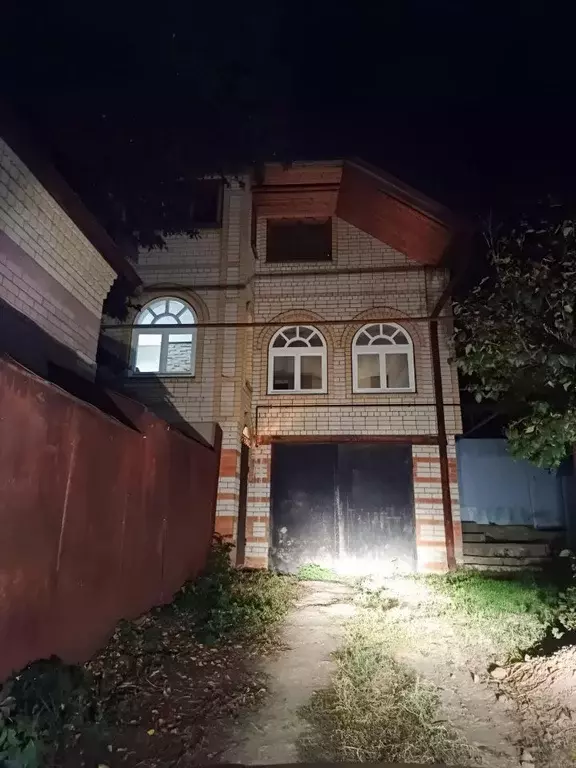 Коттедж в Саратовская область, Саратов ул. Большая Затонская (300 м) - Фото 0
