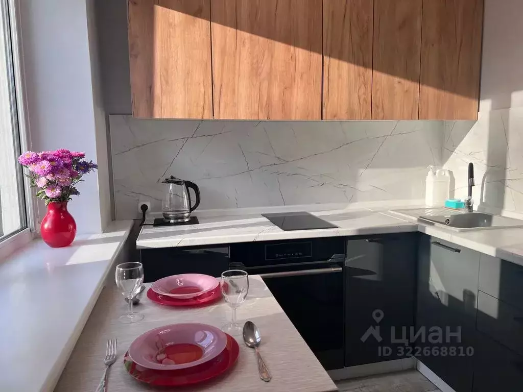 2-к кв. Сахалинская область, Южно-Сахалинск ул. имени Космонавта ... - Фото 2