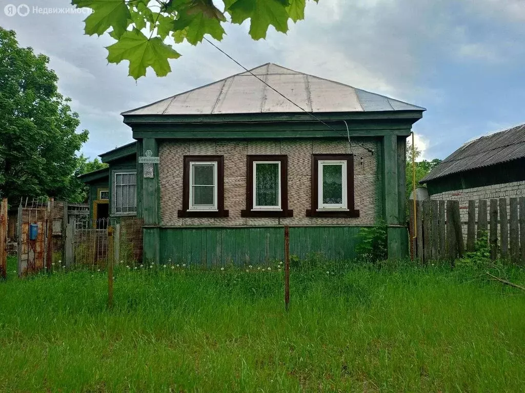 Дом в посёлок Красный Богатырь, улица Горького, 13 (67.2 м) - Фото 0
