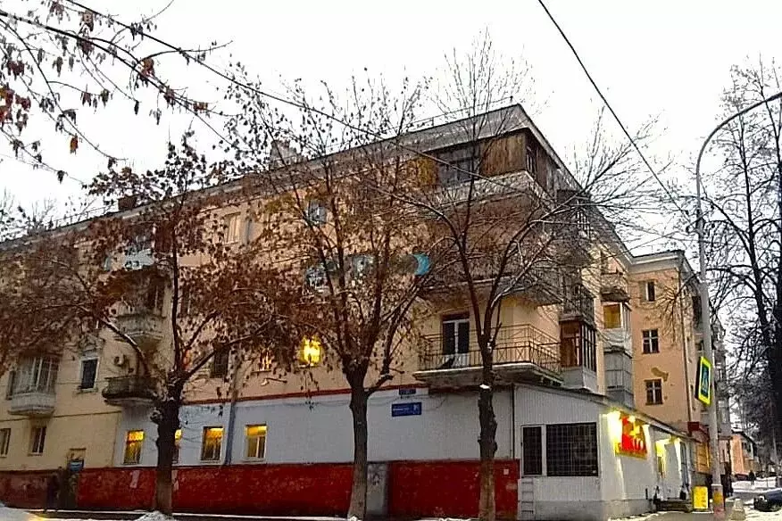 2-комнатная квартира: Уфа, улица Калинина, 31 (55 м) - Фото 1