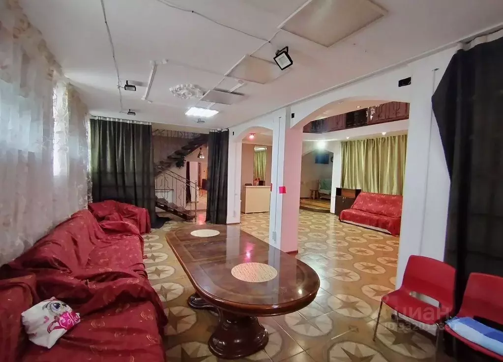 Дом в Тюменская область, Тюмень ул. Революции, 95 (300 м) - Фото 2