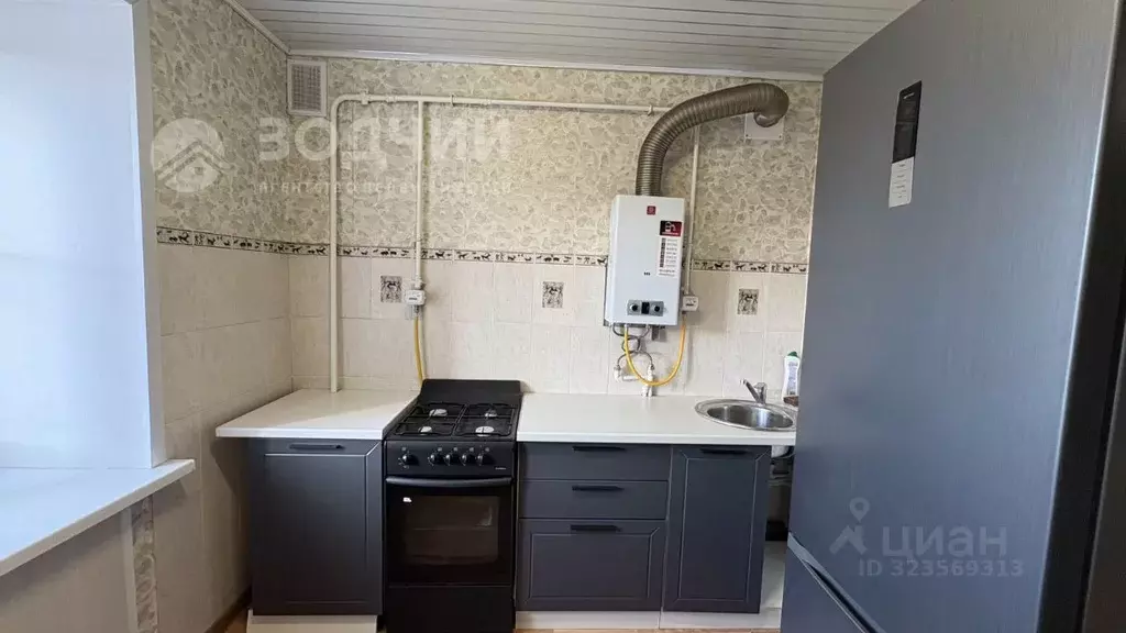 1-к кв. Чувашия, Цивильск Цивильский район, ул. Никитина, 6АК2 (31.3 ... - Фото 1