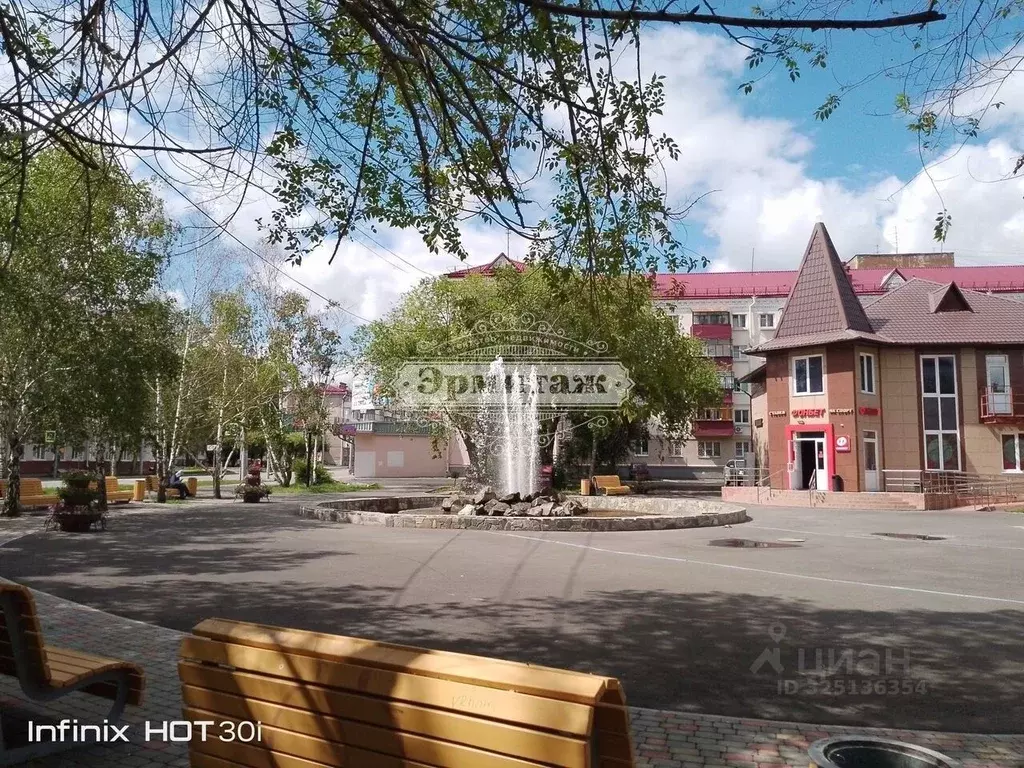 3-к кв. Курганская область, Курган ул. Коли Мяготина, 91 (55.6 м) - Фото 1