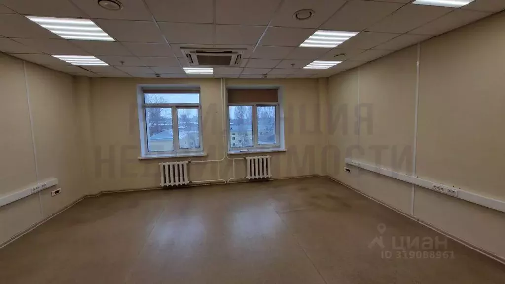 Офис в Самарская область, Самара ул. Мичурина, 2 (850 м) - Фото 1