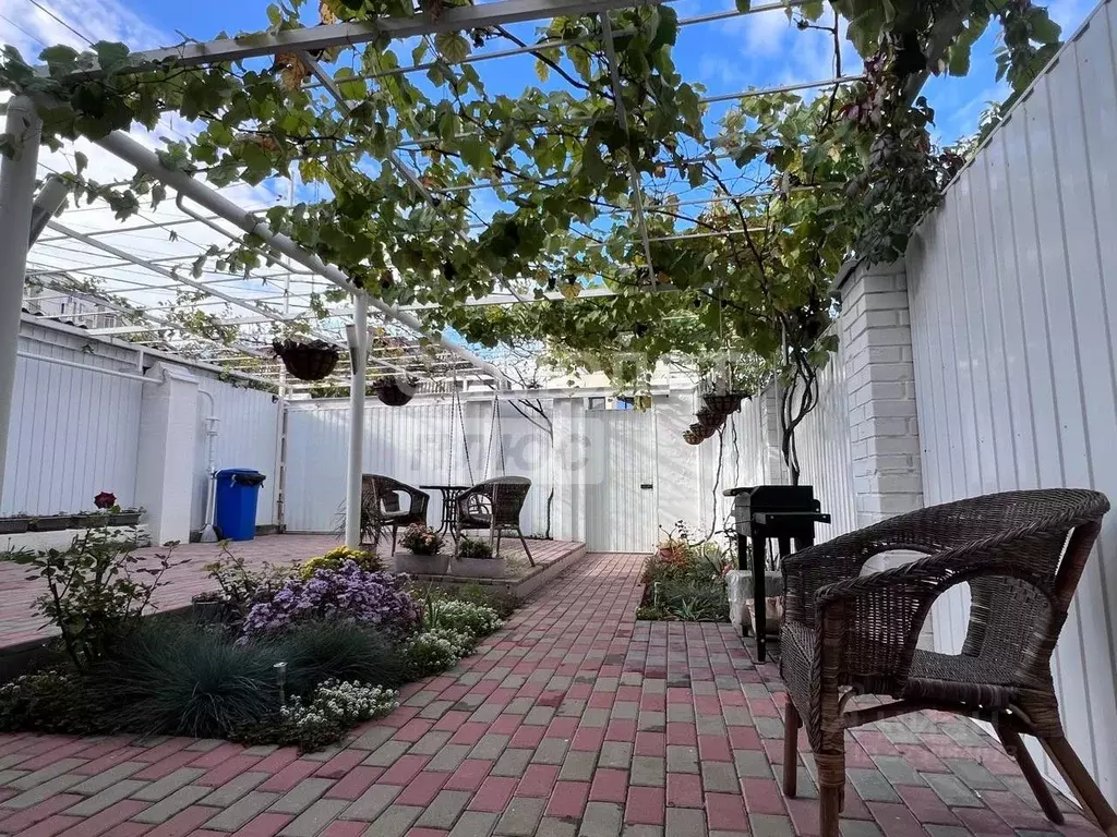 Таунхаус в Краснодарский край, Геленджик ул. Ломоносова (150 м) - Фото 2