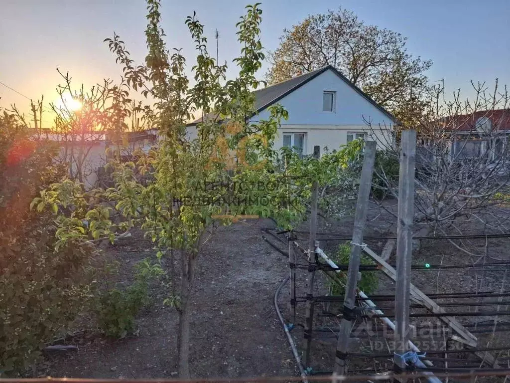 Дом в Крым, Кировский район, с. Журавки ул. Советская, 92 (71 м) - Фото 2