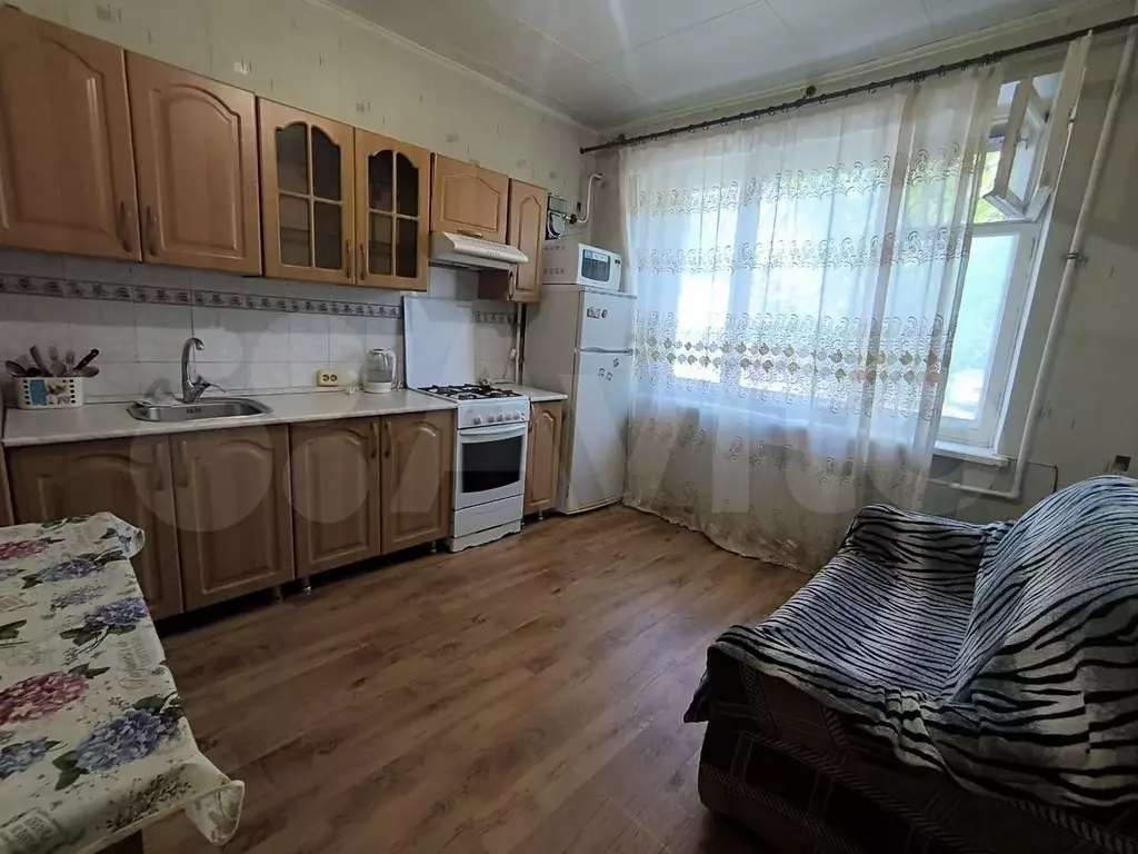 1-к. квартира, 48 м, 1/5 эт. - Фото 0