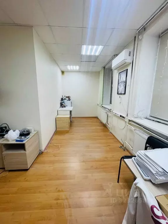 Офис в Татарстан, Казань ул. Гладилова, 27 (22 м) - Фото 2