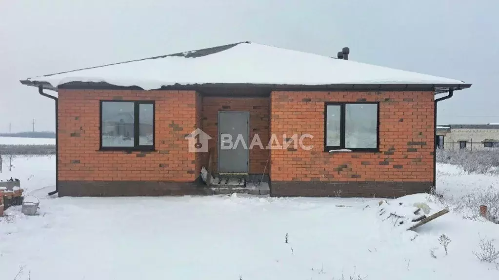 Дом в Белгородская область, Белгородский район, с. Стрелецкое ул. ... - Фото 1