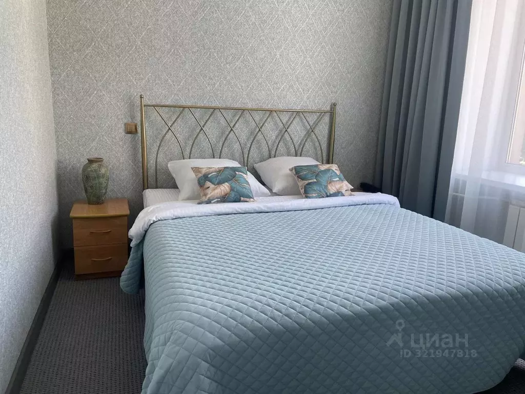 Комната Челябинская область, Челябинск ул. Елькина, 76 (36.0 м) - Фото 1