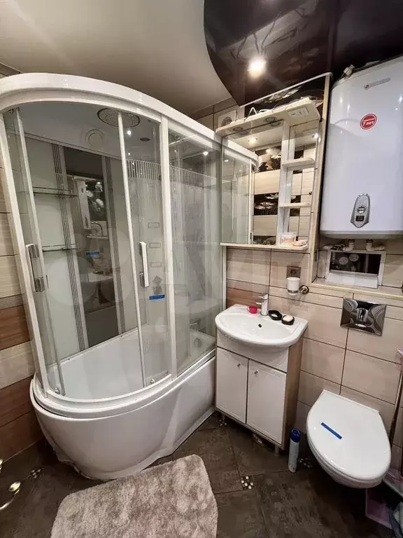 3-к. квартира, 60 м, 3/5 эт. - Фото 0
