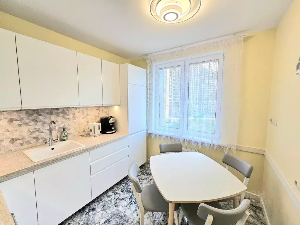 2-к кв. Нижегородская область, Нижний Новгород ул. Июльских Дней, 1к2 ... - Фото 1