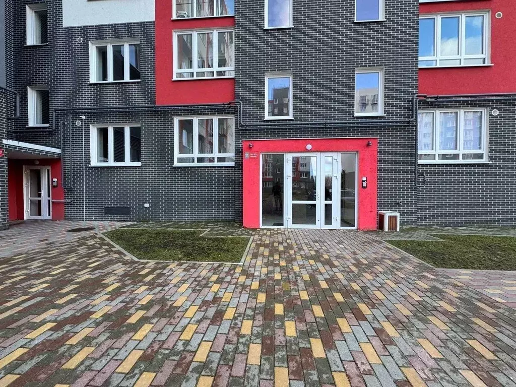 3-к кв. Калининградская область, Калининград ул. Флагманская, 3 (82.0 ... - Фото 1