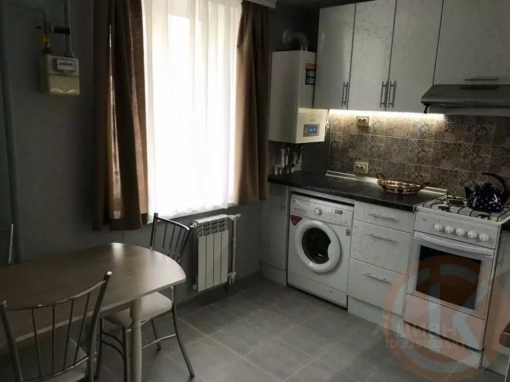 2-к кв. Крым, Евпатория просп. Победы, 87 (53.0 м) - Фото 2