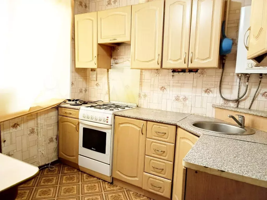 1-к. квартира, 40 м, 1/2 эт. - Фото 1