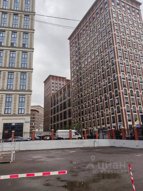 Гараж в Москва Новоалексеевская ул., 16к3 (13 м) - Фото 1