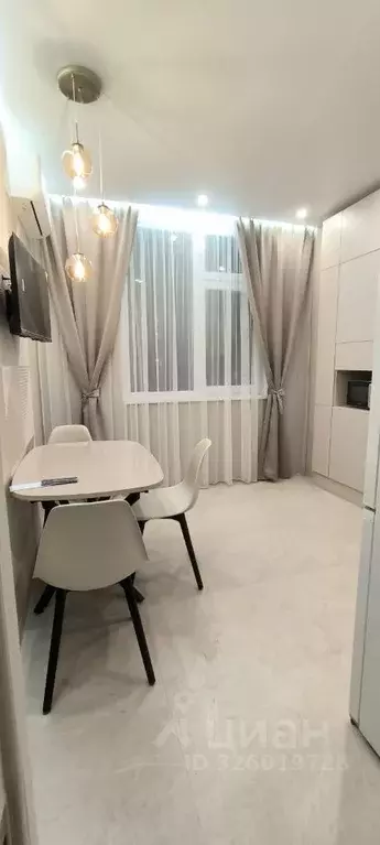 1-к кв. Крым, Симферополь ул. Батурина, 147 (38.0 м) - Фото 1