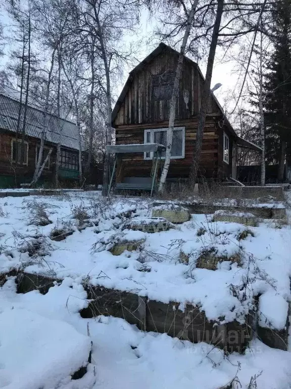 Дом в Саха (Якутия), Якутск городской округ, с. Маган  (22 м) - Фото 1